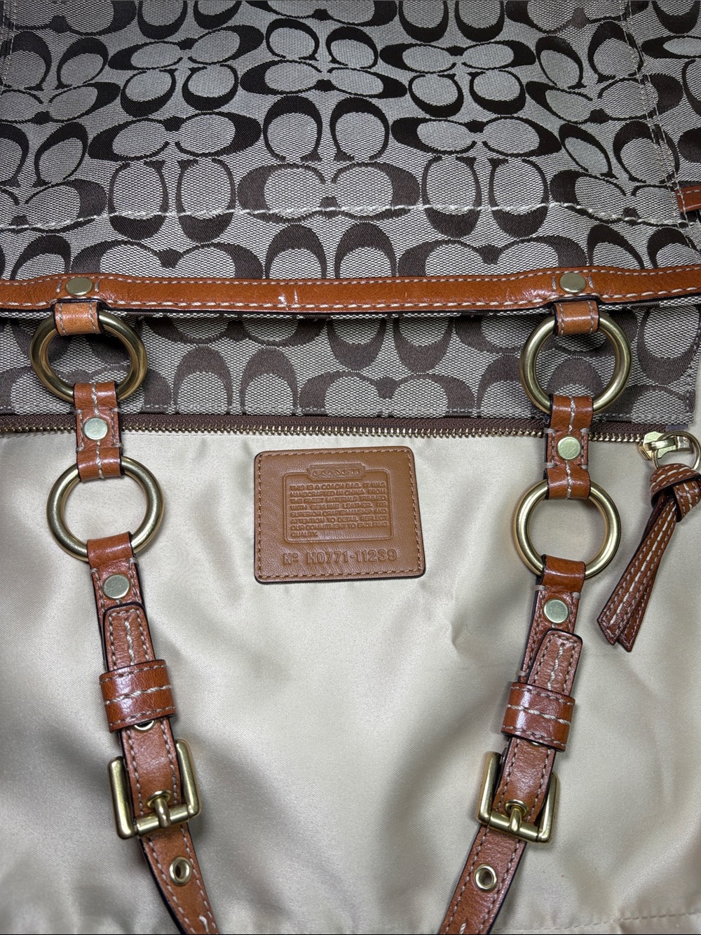 2007 Coach Brass Turnlock Buckle Straps Signature Canvas Camel Leather 15x11x4 - Picture 13 of 15